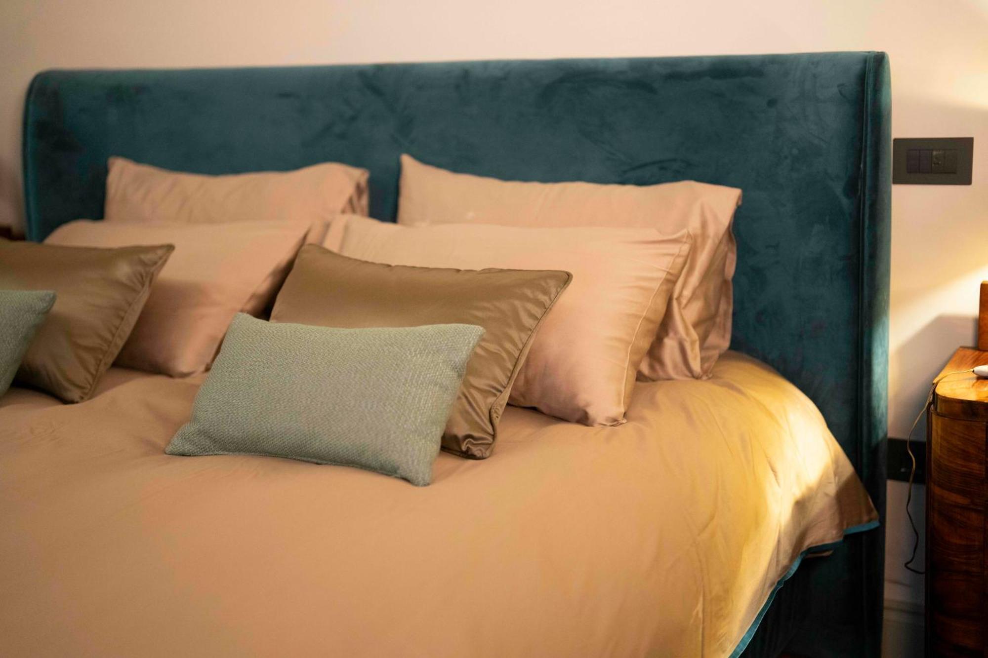 Bed and Breakfast Palazzo Carafa Santangelo Napoli Esterno foto