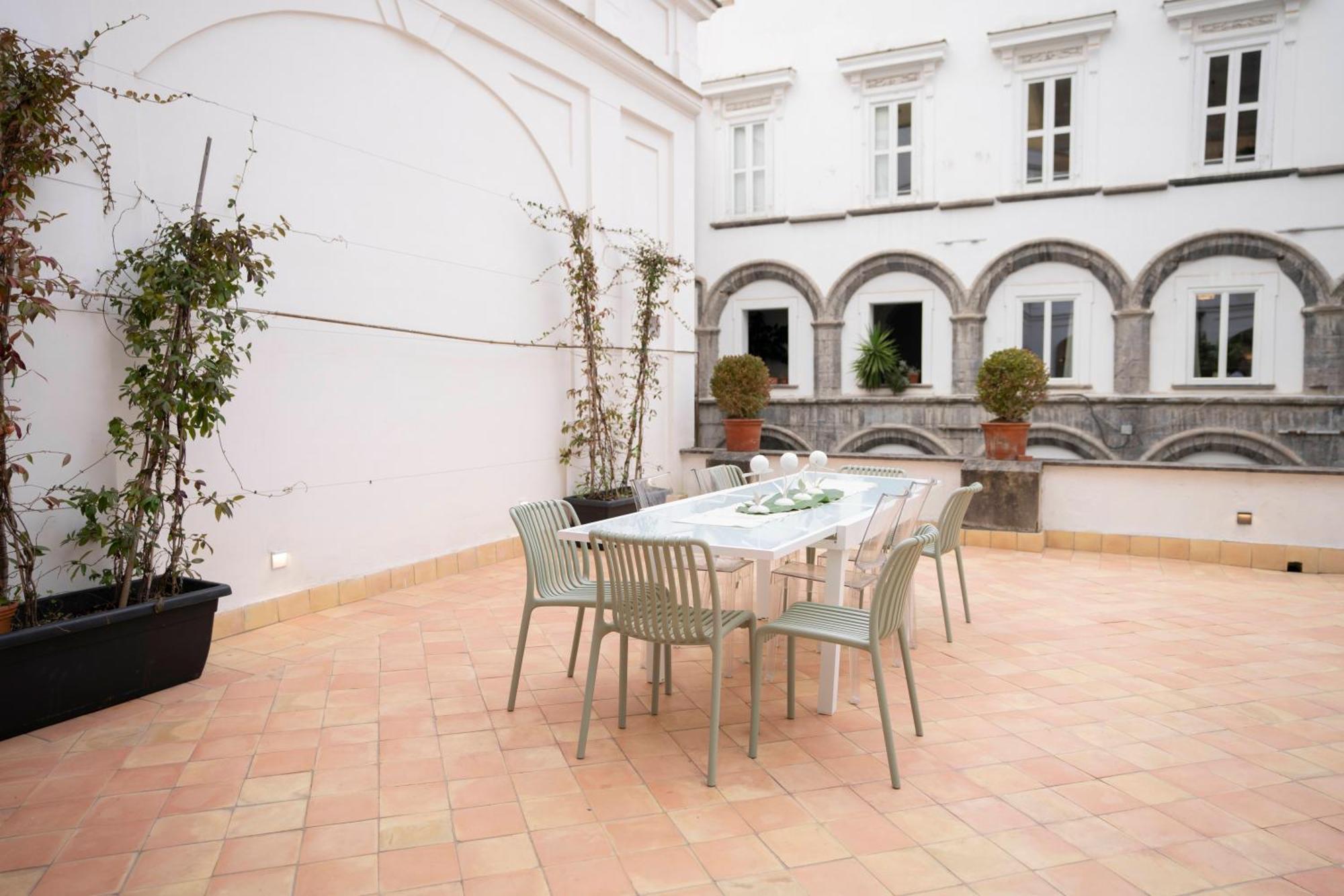 Bed and Breakfast Palazzo Carafa Santangelo Napoli Esterno foto